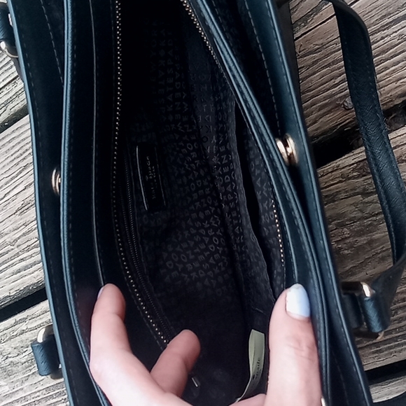 Kate spade black leather satchel crossbody handbag purse EUC tote bag authentic - Picture 4 of 11